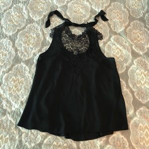 3/$10 🤑 Black Lace Tie Blouse